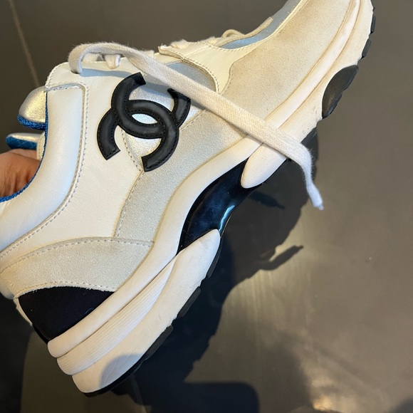 CHANEL women’s sneakers - Picture 6 of 10